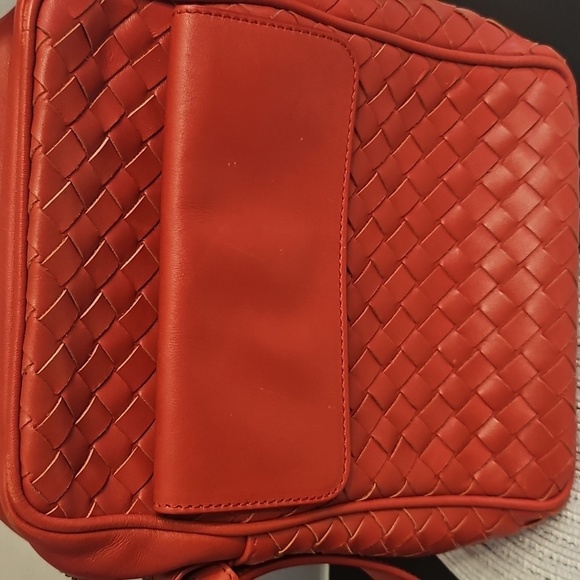 Bottega Veneta Red Crossbody Leather Bag With Original Dustbag - Picture 3 of 13